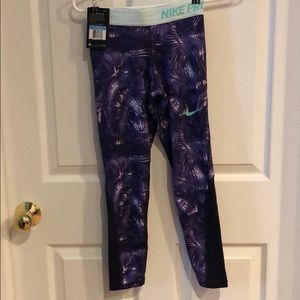 Girls Nike Leggings